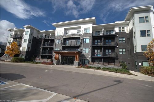 202-110 Fergus Ave, Kitchener, ON, N2A0K9 | Card Image