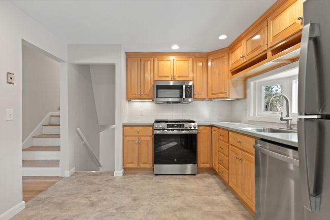 34 Millpond Rd, House other with 3 bedrooms, 2 bathrooms and 3 parking in Sudbury MA | Image 14
