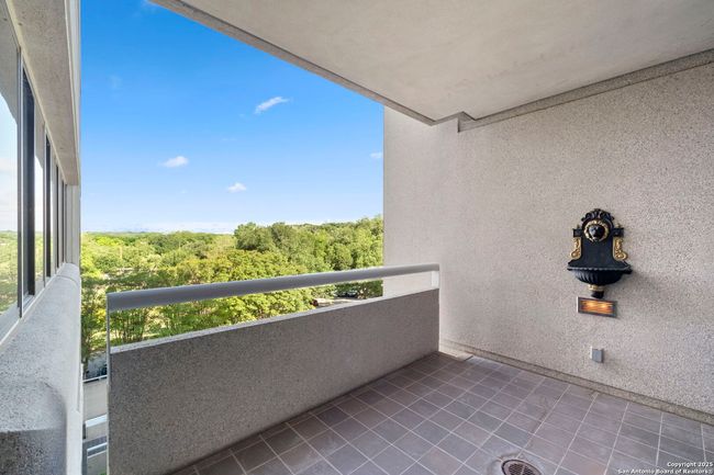APT-304 - 200 Patterson Ave, Condo with 2 bedrooms, 3 bathrooms and null parking in San Antonio TX | Image 25