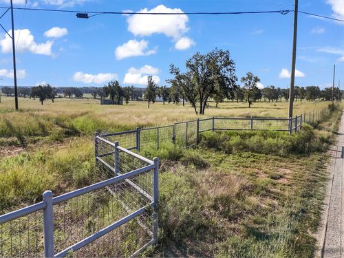 605 Carter Ln, Santo, TX, 76472 | Card Image