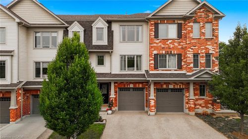 38-750 Lawrence St, Cambridge, ON, N3H0A9 | Card Image