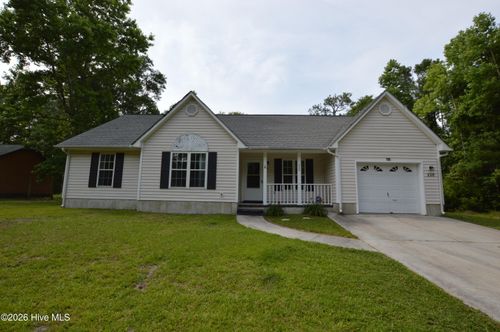 228 Natalie Ln, Hubert, NC, 28539-3549 | Card Image