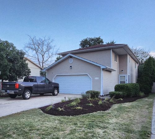 2209 Greengold St, Crest Hill, IL, 60403-1731 | Card Image