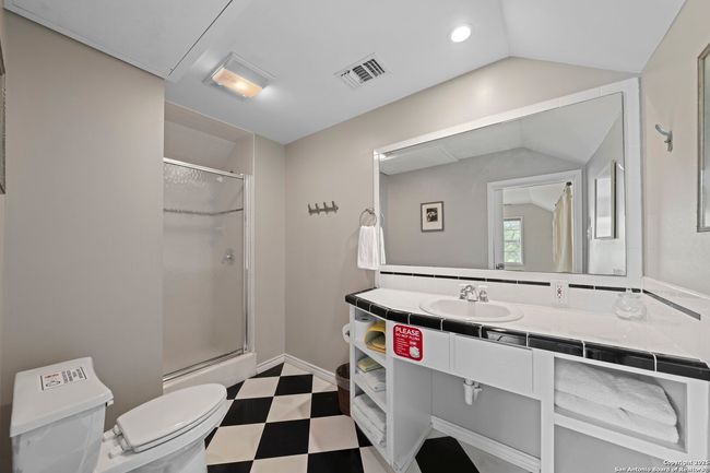 1120 Highway 39, House other with 12 bedrooms, 11 bathrooms and null parking in Ingram TX | Image 20