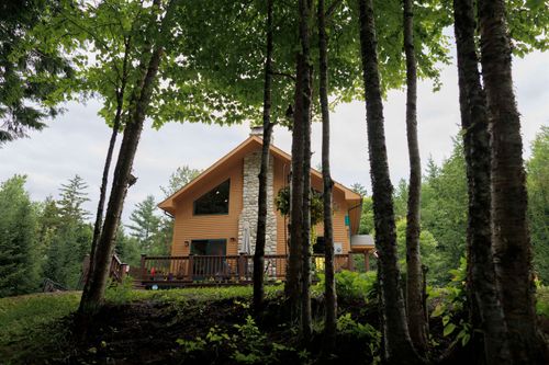 427 High Meadow Road, Burke, VT, 05832 | Card Image