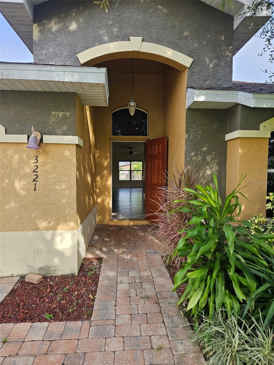 Residential Lease in CAPE CORAL 2