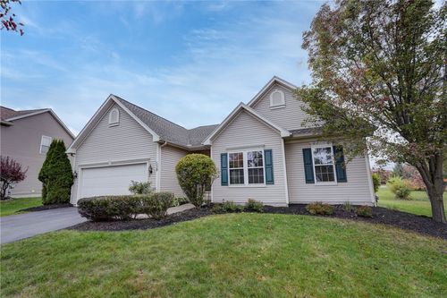 15 Jenna Way, Rochester, NY, 14623-3033 | Card Image