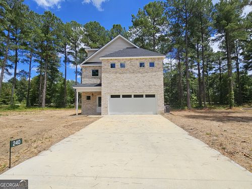 240 Wood Oak Cir, Cochran, GA, 31014-8252 | Card Image