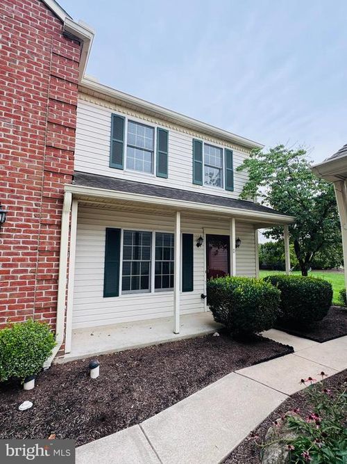 2063 Raleigh Rd, HUMMELSTOWN, PA, 17036-8734 | Card Image