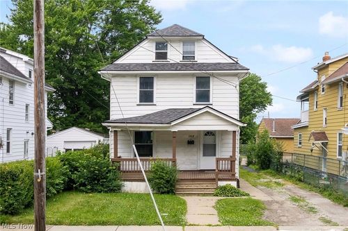 1012 Brown St, Akron, OH, 44301-1515 | Card Image