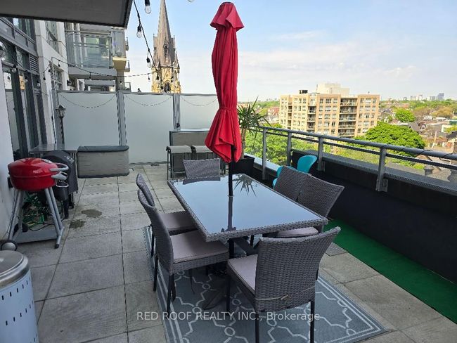 909 - 525 Adelaide St W, Condo with 2 bedrooms, 2 bathrooms and 2 parking in Toronto ON | Image 11