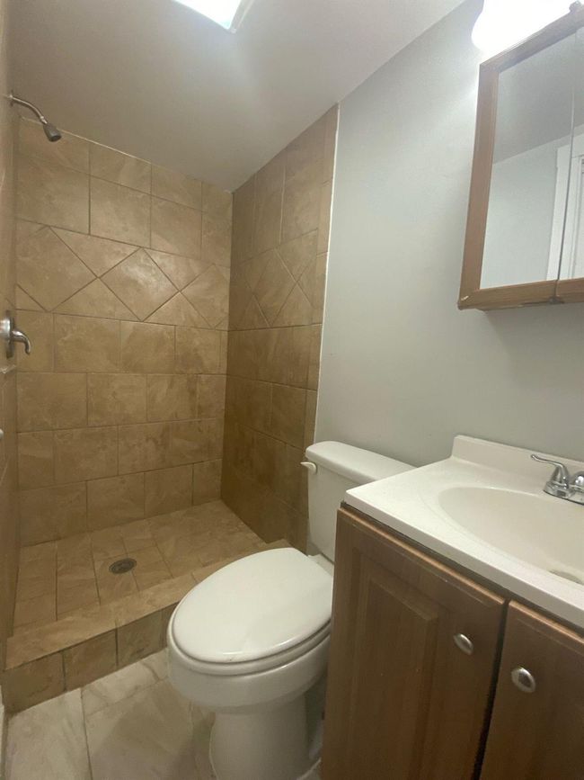 APT-3 - 3723 Morton Ave, Condo with 2 bedrooms, 1 bathrooms and null parking in West Palm Beach FL | Image 7
