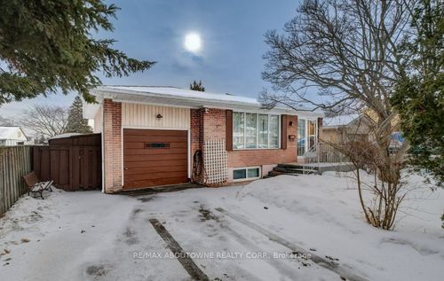 1245 Tyneburn Crescent, Mississauga, ON, L4X1P4 | Card Image