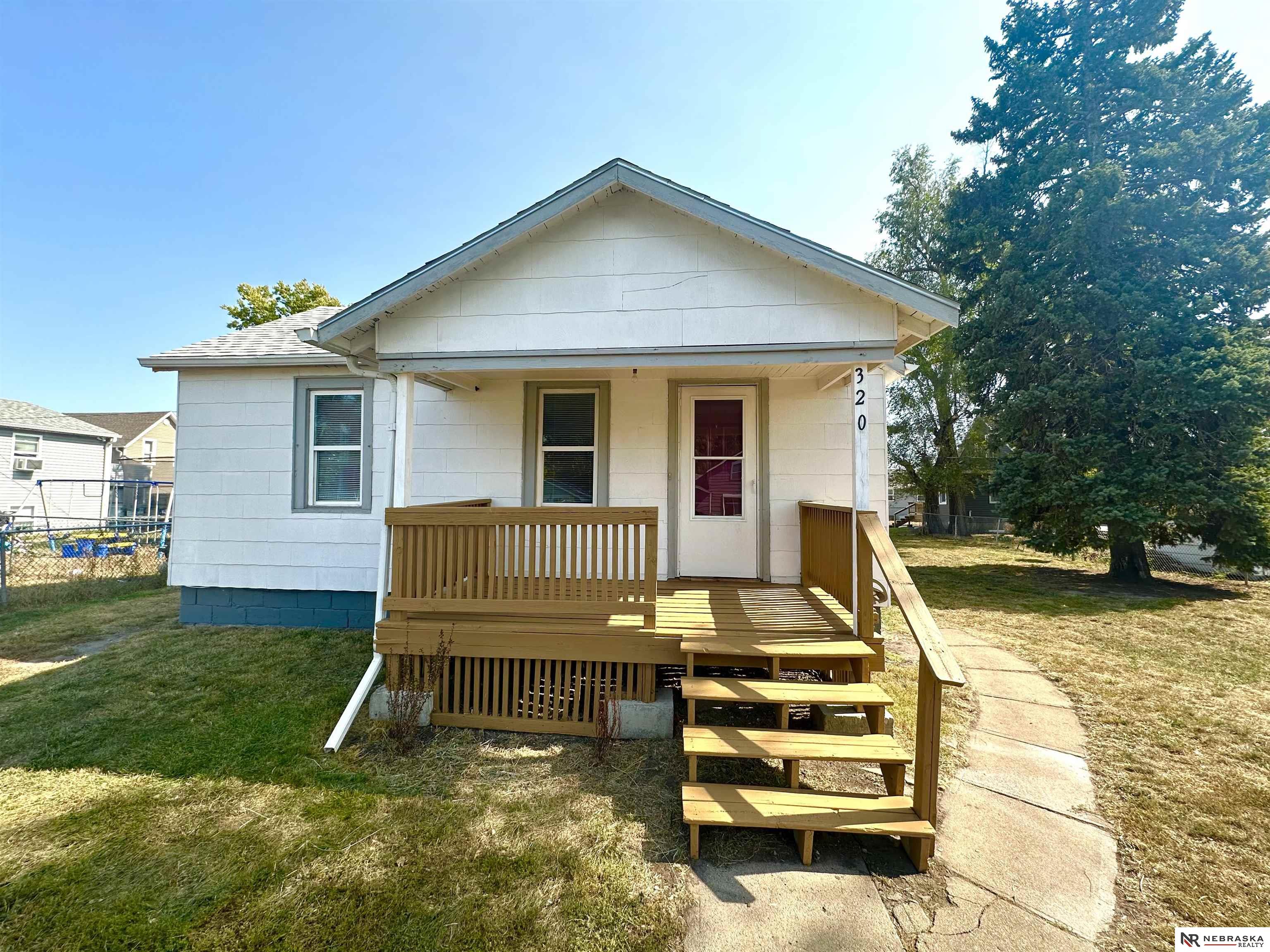 Nye Ave, Fremont, NE 68025