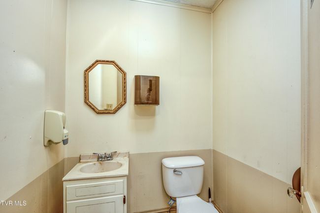 1723 Euclid Avenue Ext, Home with 0 bedrooms, 0 bathrooms and 10 parking in Bristol VA | Image 14
