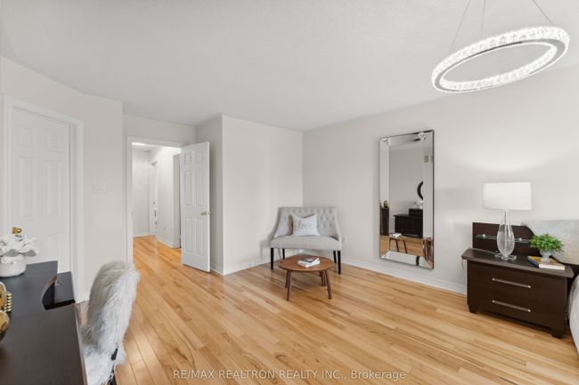 57 Littleriver Crt, House attached with 4 bedrooms, 4 bathrooms and 3 parking in Vaughan ON | Image 25
