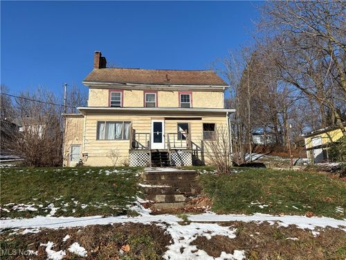 245 Main St, Leetonia, OH, 44431-1135 | Card Image