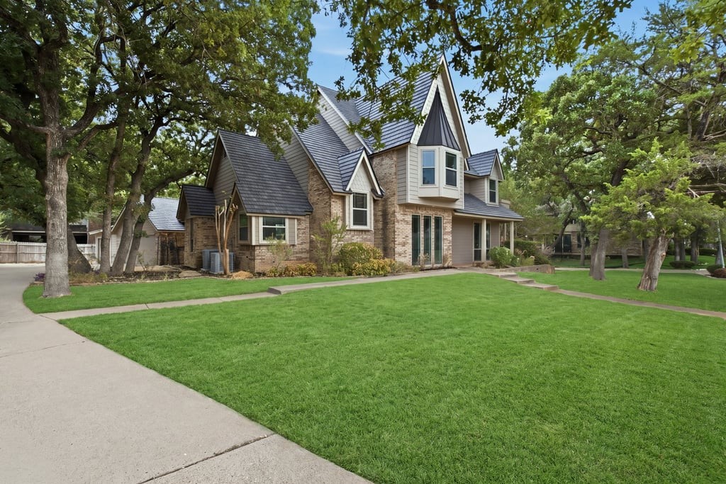 Residential in Arlington 4