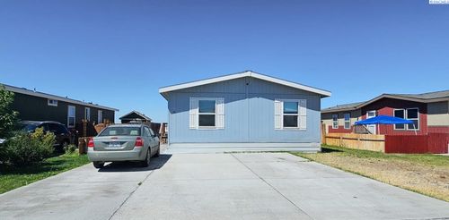 38-200802 E Game Farm Road, Kennewick, WA, 99337 | Card Image