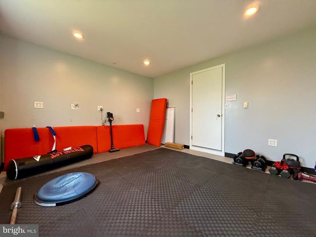 566 S Forklanding Rd, House other with 4 bedrooms, 2 bathrooms and null parking in MAPLE SHADE NJ | Image 21