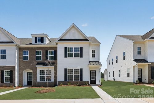188-8121 Mcgarry Trail, Charlotte, NC, 28214 | Card Image