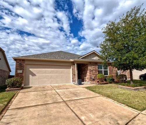 704 Rivers Creek Ln, Little Elm, TX, 75068-2940 | Card Image