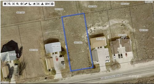 321 Spring Creek Pkwy, Spring Creek, NV, 89815-5880 | Card Image