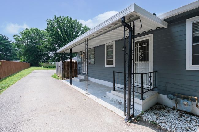 1115 E Edgewood Ave, House other with 2 bedrooms, 1 bathrooms and null parking in Indianapolis IN | Image 24