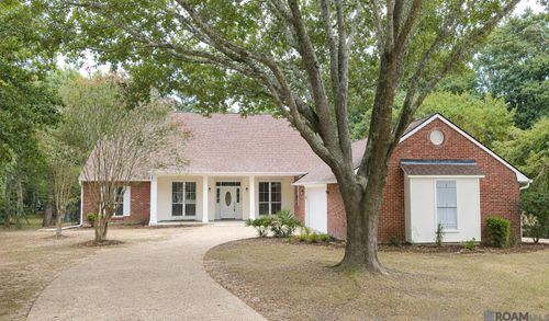 19224 Green Heron Dr, Saint George, LA, 70817-3972 | Card Image