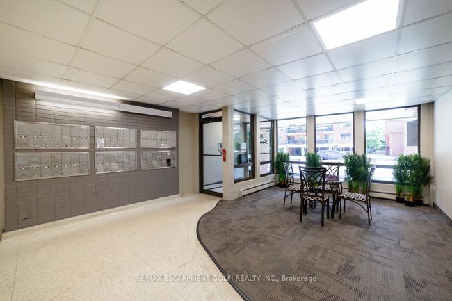 501 - 30 Summit Ave, Condo with 1 bedrooms, 1 bathrooms and null parking in Hamilton ON | Image 5
