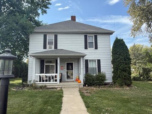 806 N 4th St, Kentland, IN, 47951-1020 | Card Image