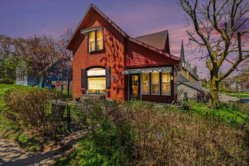 306 5th Street, Manistee, MI, 49660 | Card Image