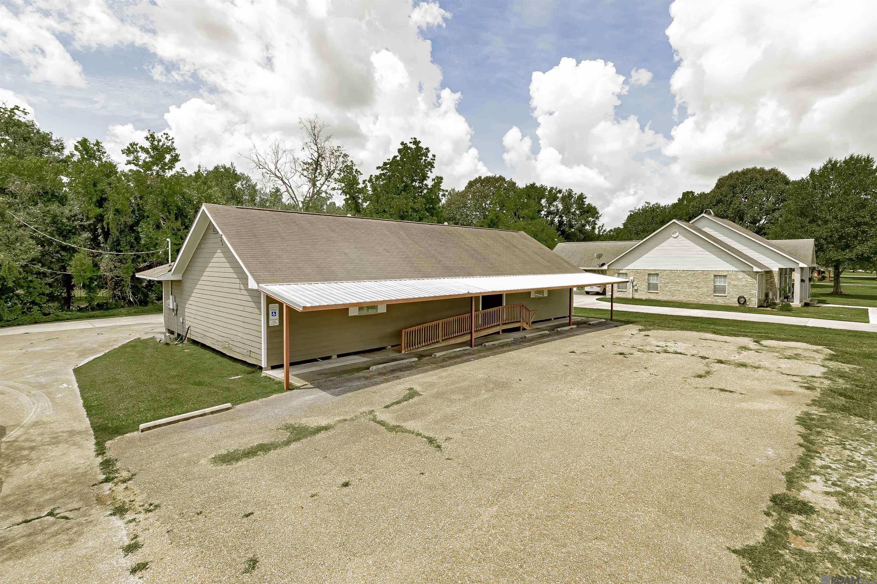 8220 Norwood St, Livonia, LA 70755