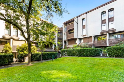 6-340 Ginger Dr, New Westminster, BC, V3L5L7 | Card Image