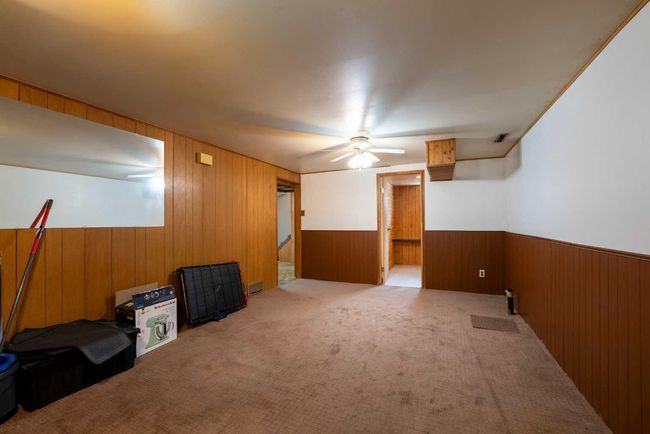1209 18 St N, House detached with 3 bedrooms, 2 bathrooms and 6 parking in Lethbridge AB | Image 23