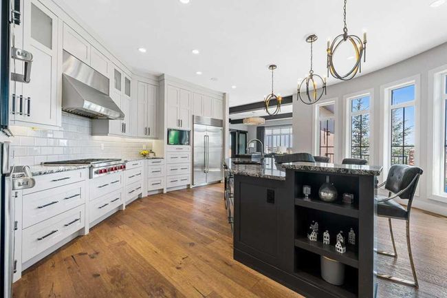 18 Whispering Springs Way, House other with 4 bedrooms, 4 bathrooms and 6 parking in Heritage Pointe AB | Image 7