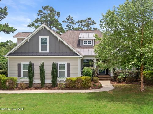 9385 Fallen Pear Ln, Leland, NC, 28451-9695 | Card Image