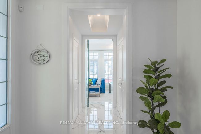 44 Bromont Dr, House other with 4 bedrooms, 4 bathrooms and 4 parking in Millbrook ON | Image 15