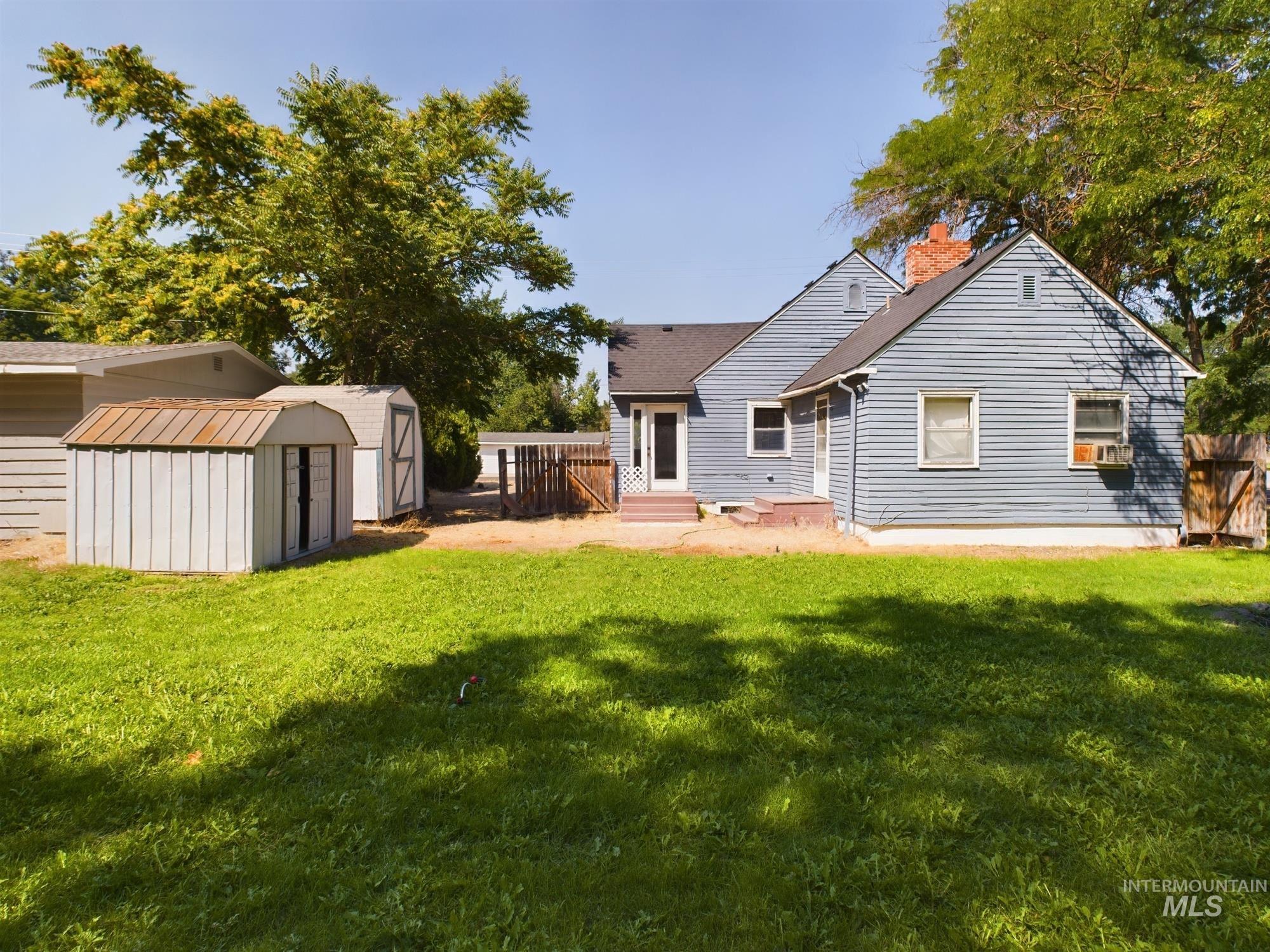 College Ave, Caldwell, ID 83605