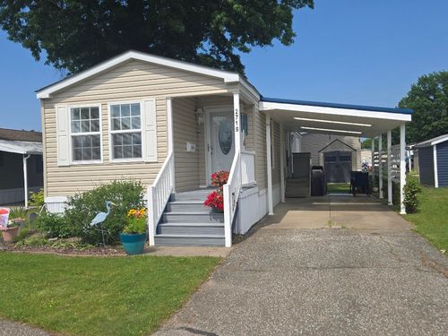 2719 Greenhill Dr, Erie, PA, 16506-1419 | Card Image