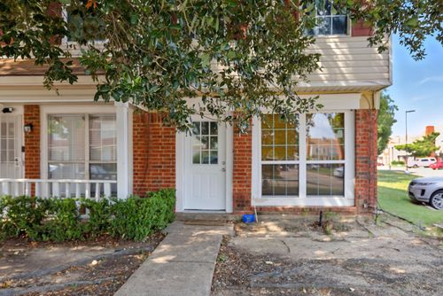 apt-d08-10500 Lake June Rd, Dallas, TX, 75217-3079 | Card Image