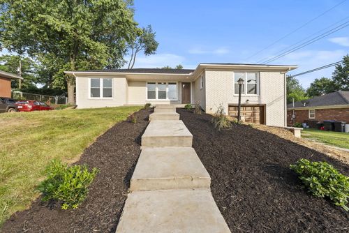 1142 Kiowa Trl, Frankfort, KY, 40601-1765 | Card Image