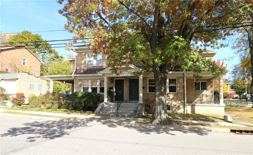 465 Marietta Pl, Mt. Lebanon, PA, 15228-1230 | Card Image