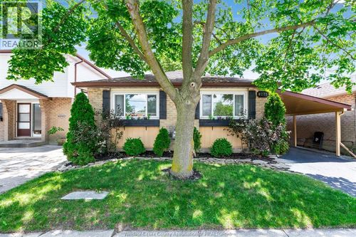 8275 Little River Rd, Windsor, ON, N8S4P1 | Card Image
