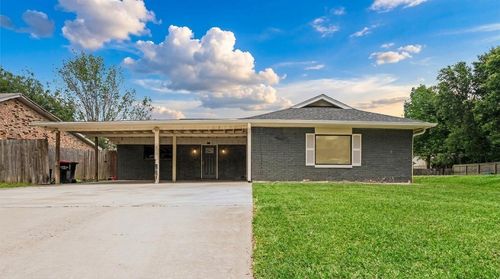 5318 Hemlock Dr, Baytown, TX, 77521-1808 | Card Image