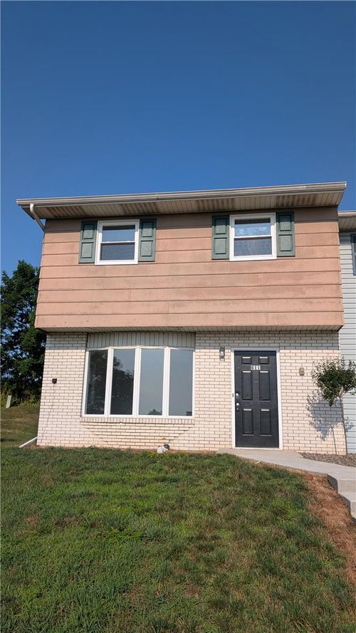 b11-97 E Hillcrest Lane, Slatington Boro, PA, 18080 | Card Image