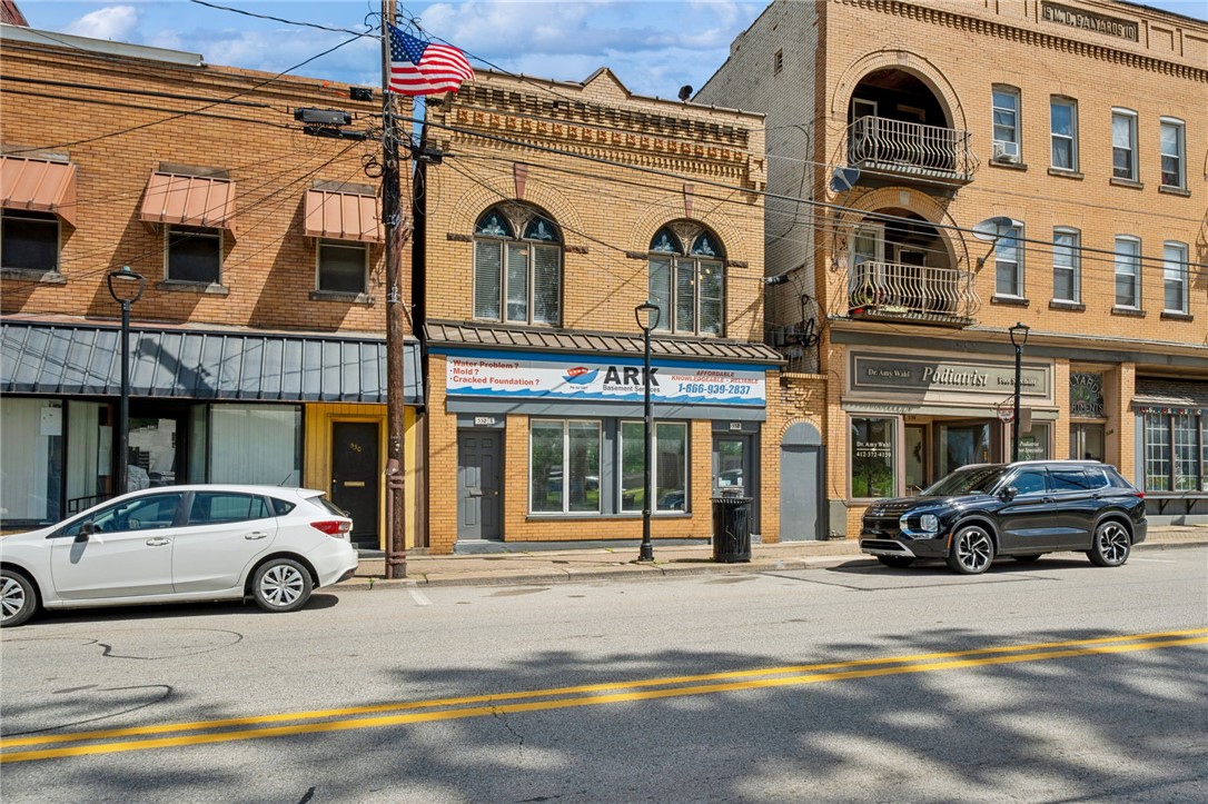 532 Broadway, Pitcairn, PA 15140