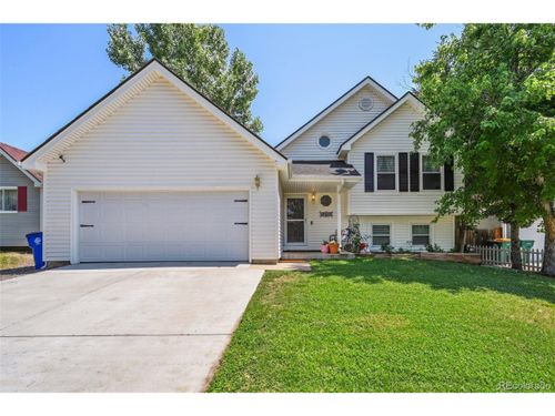 17557 E Chenango Dr, Aurora, CO, 80015-2053 | Card Image