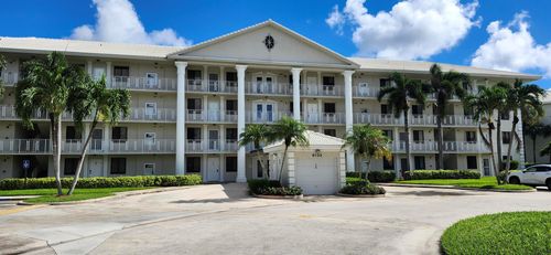 apt-304-6133 Balboa Cir, Boca Raton, FL, 33433-8121 | Card Image