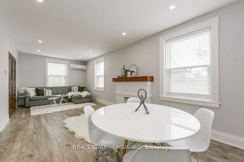 1-1492 Dundas St E, Toronto, ON, M4M1S9 | Card Image